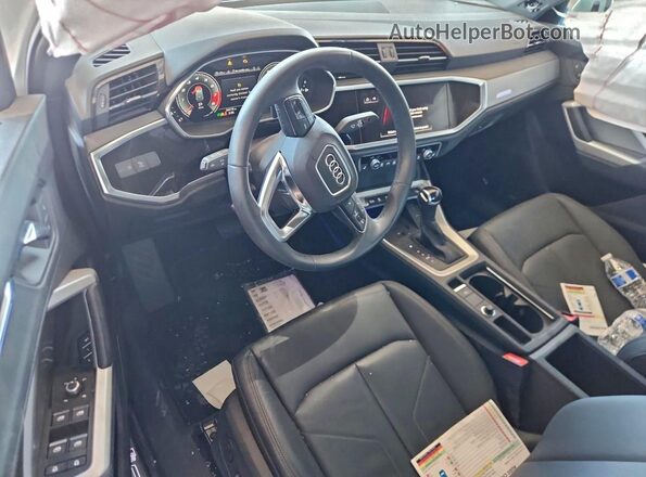 WA1EECF36N1138521 2022 AUDI Q3 White Widok zestawu wskaźników