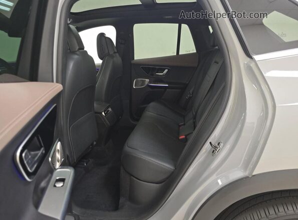 4JGGM2BBXPA016543 2023 MERCEDES-BENZ EQE Gray Widok wnętrza z przodu