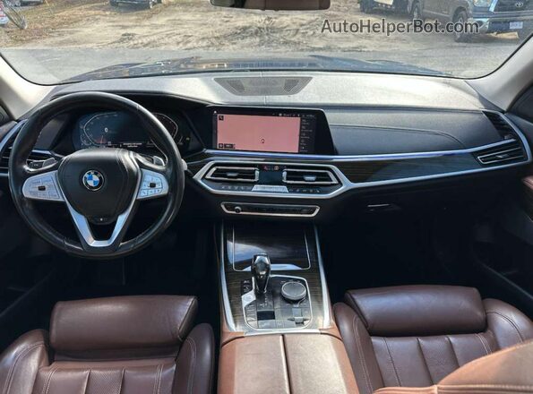 5UXCW2C0XL9A03864 2020 BMW X7 Blue Вид панелі приладів