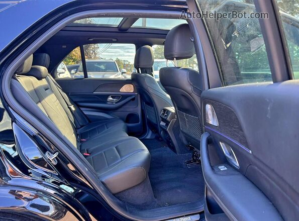 4JGFB4JB3NA584242 2022 MERCEDES-BENZ GLE Черный Вид салона спереди