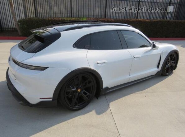WP0BA2Y19NSA67581 2022 PORSCHE TAYCAN White Front right