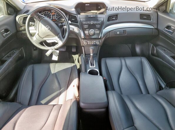 19UDE2F35KA015379 2019 ACURA ILX Silver Vista del salpicadero