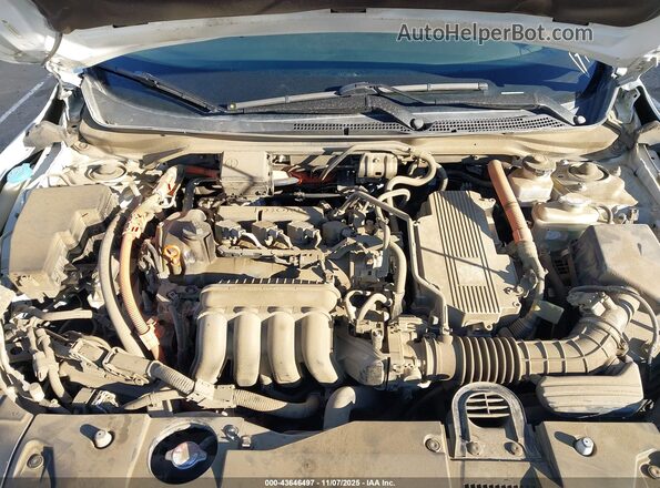 19XZE4F52NE005752 2022 HONDA INSIGHT Белый Вид сзади
