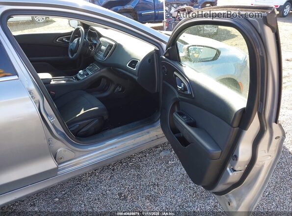 1C3CCCAB3GN181392 2016 CHRYSLER 200 Серебряный Вид салона спереди