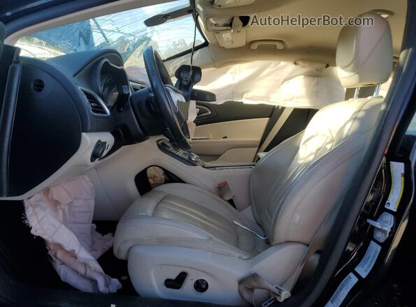 1C3CCCAB6HN510667 2017 CHRYSLER 200 Black Front interior view