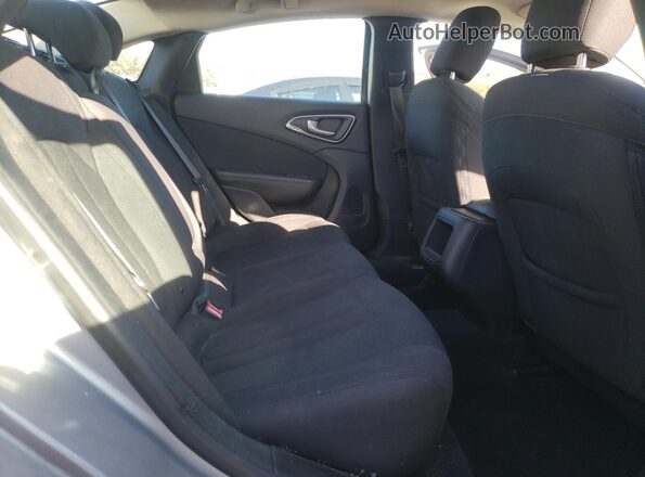 1C3CCCABXHN512356 2017 CHRYSLER 200 Silver 