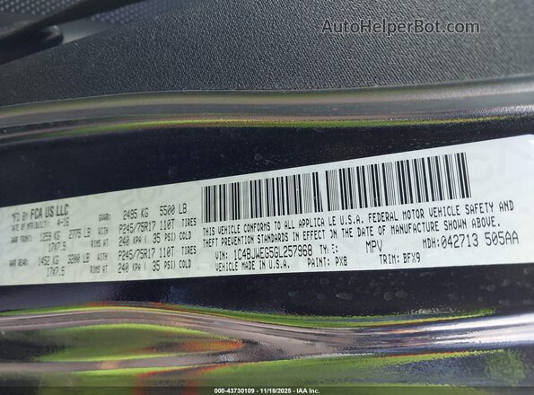 1C4BJWEG5GL257968 2016 JEEP WRANGLER UNLIMITED Черный Вид подкапотного пространства
