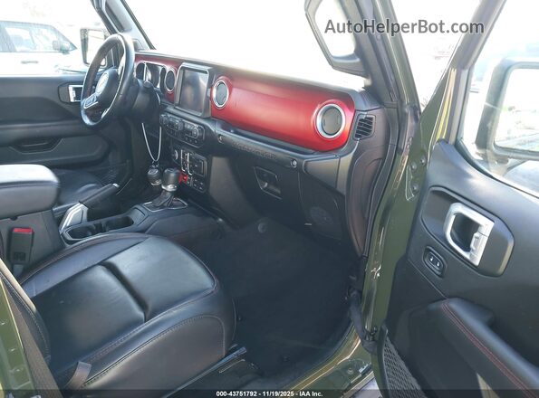 1C4HJXFG8MW528644 2021 JEEP WRANGLER UNLIMITED Зеленый Вид салона спереди