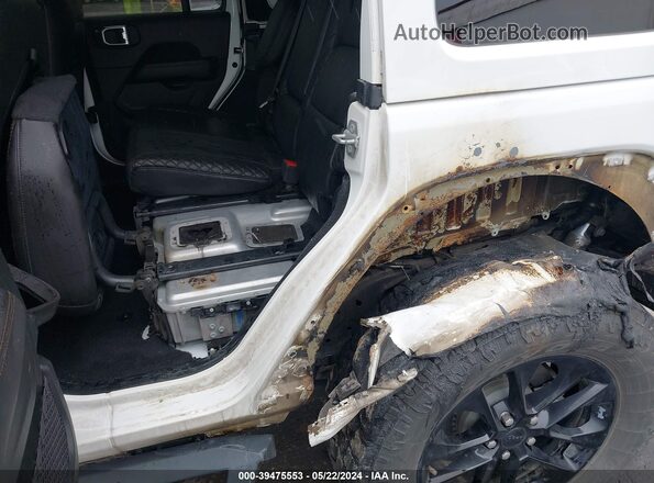1C4JJXP62MW643294 2021 JEEP WRANGLER White Vista frontal