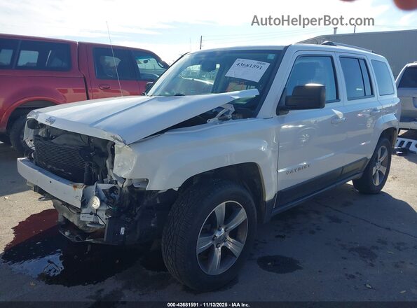 1C4NJRFB5GD789667 2016 JEEP PATRIOT White Առջևի ձախ երեք քառորդ տեսարան