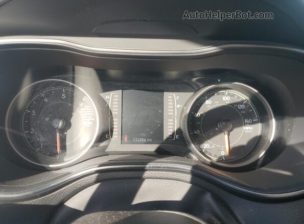 1C4PJLCB5LD569983 2020 JEEP CHEROKEE Silver ხელსაწყოთა პანელის ხედი
