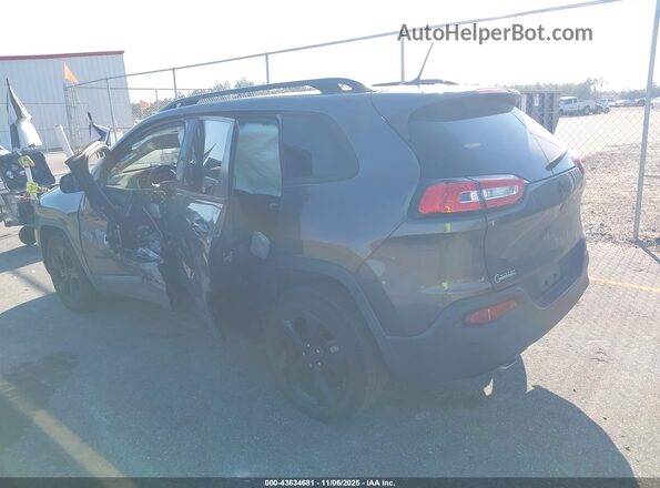 1C4PJLCB7JD621059 2018 JEEP CHEROKEE Gray 