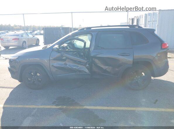 1C4PJLCB7JD621059 2018 JEEP CHEROKEE Gray 