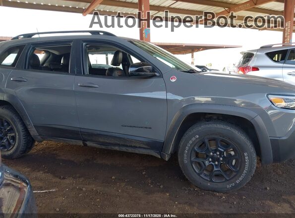 1C4PJMBX7ND556318 2022 JEEP CHEROKEE Gray Rear interior view