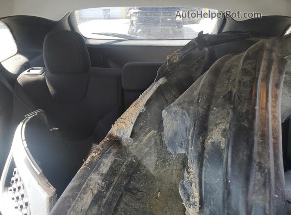 1C4PJMCB0LD579228 2020 JEEP CHEROKEE White Vista de los asientos traseros