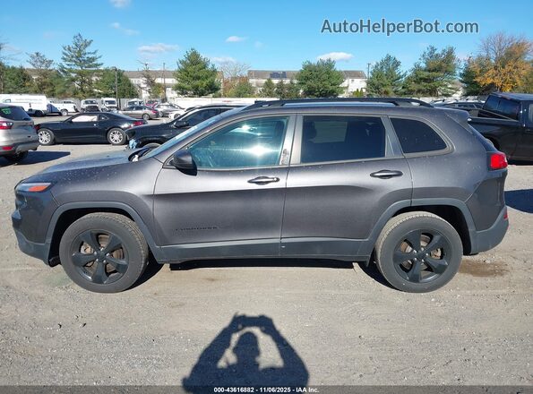 1C4PJMCB5JD575754 2018 JEEP CHEROKEE Gray 