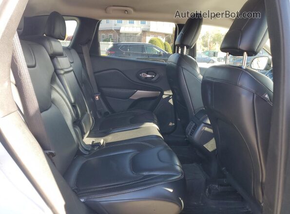 1C4PJMDB4JD547779 2018 JEEP CHEROKEE White 