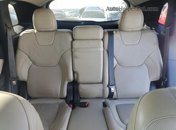 1C4PJMDS7GW213999 2016 JEEP CHEROKEE Silver Widok tylnych siedzeń
