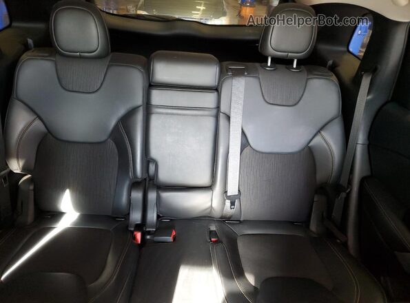 1C4PJMLB3JD530148 2018 JEEP CHEROKEE Silver Հետևի նստատեղերի տեսք