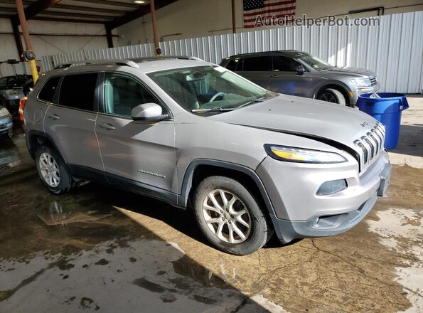 1C4PJMLB3JD530148 2018 JEEP CHEROKEE Silver Առջևի աջ