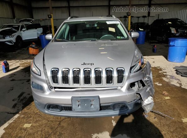 1C4PJMLB3JD530148 2018 JEEP CHEROKEE Silver Դիմացի տեսք