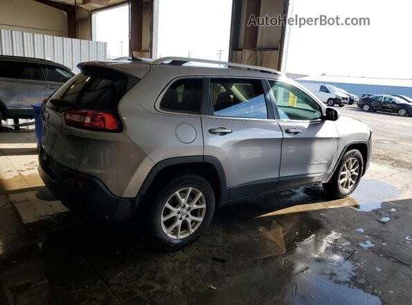 1C4PJMLB3JD530148 2018 JEEP CHEROKEE Silver Հետևի աջ
