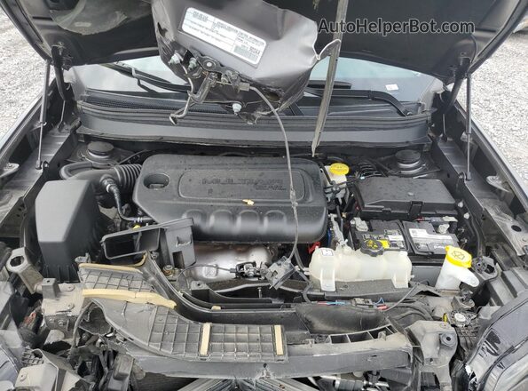 1C4PJMMB0PD111195 2023 JEEP CHEROKEE Gray Rear interior view