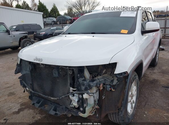 1C4RJEAG6JC323031 2018 JEEP GRAND CHEROKEE White Widok z przodu