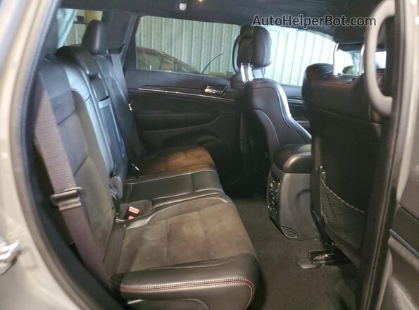 1C4RJFLG9LC162227 2020 JEEP GRAND Gray Rear interior view