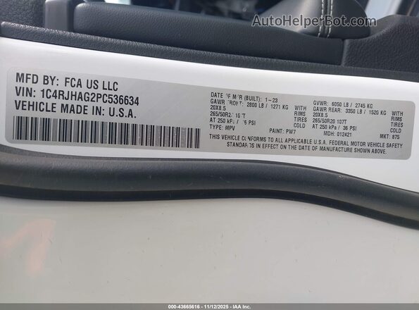 1C4RJHAG2PC536634 2023 JEEP GRAND CHEROKEE White Engine compartment view