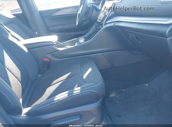 1C4RJHAG3SC328884 2025 JEEP GRAND CHEROKEE White წინა სალონის ხედი