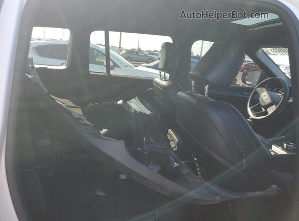1C4RJHAG7SC275400 2025 JEEP GRAND White Вид задньої частини салону