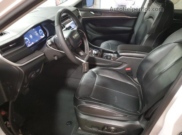1C4RJHBG1P8764397 2023 JEEP GRAND Белый Вид салона спереди