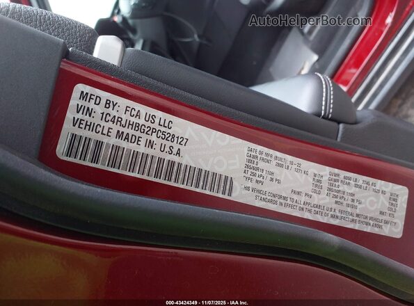 1C4RJHBG2PC528127 2023 JEEP GRAND CHEROKEE Maroon ძრავის განყოფილების ხედი