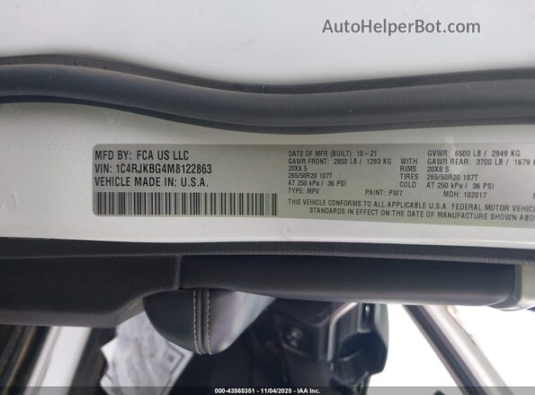 1C4RJKBG4M8122863 2021 JEEP GRAND CHEROKEE L White ძრავის განყოფილების ხედი