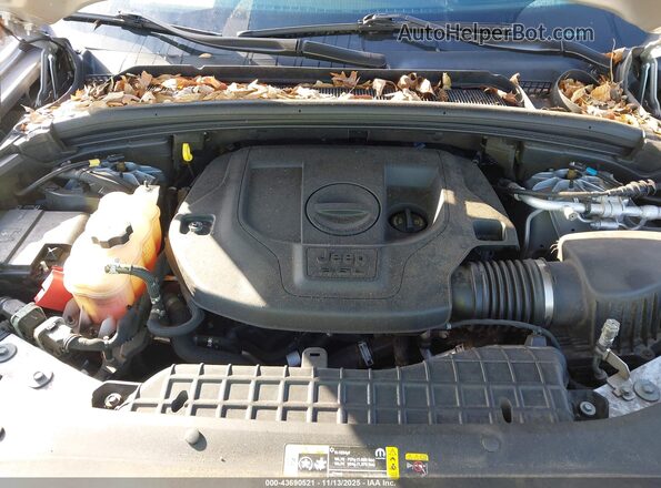 1C4RJKEGXM8104122 2021 JEEP GRAND CHEROKEE L Silver Հետևի տեսք