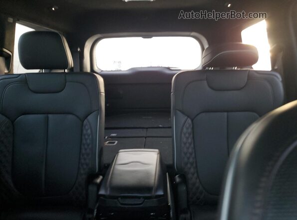 1C4RJKET3P8104206 2023 JEEP GRAND Белый Вид задних сидений