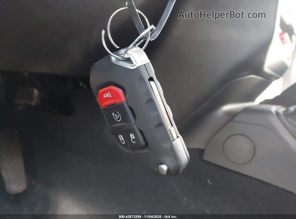 1C4RJXFG0RW285150 2024 JEEP WRANGLER White Вид панелі приладів