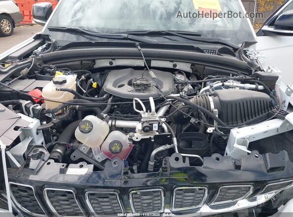 1C4RJYB60S8693063 2025 JEEP GRAND CHEROKEE 4XE White Հետևի տեսք