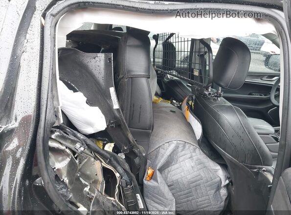1C4RJYB62PC633967 2023 JEEP GRAND CHEROKEE 4XE Black Widok naklejki z numerem VIN