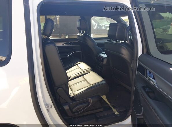 1C4SJSBP6SS527494 2025 JEEP WAGONEER L White Vista de la etiqueta del VIN