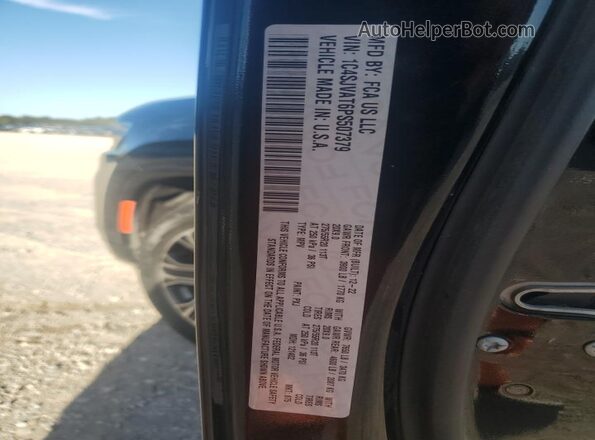 1C4SJVAT6PS507379 2023 JEEP WAGONEER Черный Вид наклейки с VIN-кодом