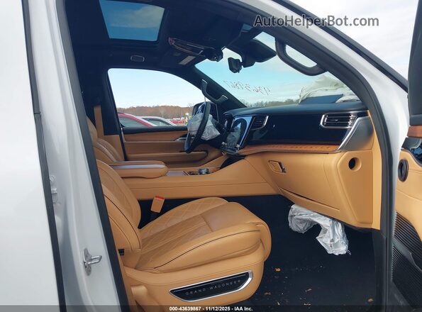 1C4SJVGP7PS511015 2023 JEEP GRAND WAGONEER White Սալոնի դիմացի տեսք