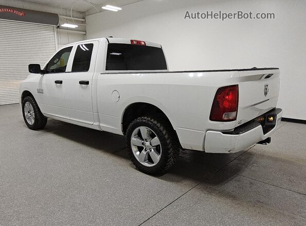 1C6RR6FG5JS341542 2018 RAM 1500 Белый Задняя левая четверть