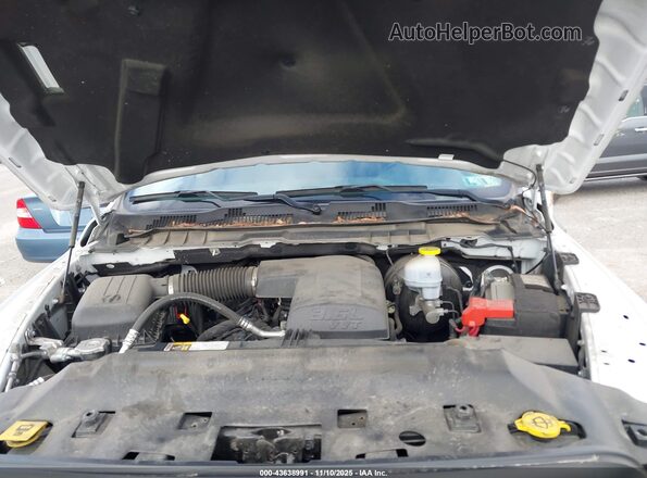 1C6RR6FG5PS535805 2023 RAM 1500 CLASSIC White Rear view