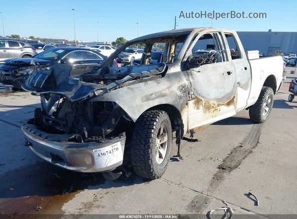1C6RR7FT3MS504504 2021 RAM 1500 CLASSIC White Przód lewy