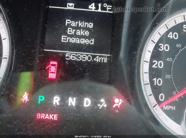 1C6RR7FT5JS214695 2018 RAM 1500 Black Հետևի նստատեղերի տեսք