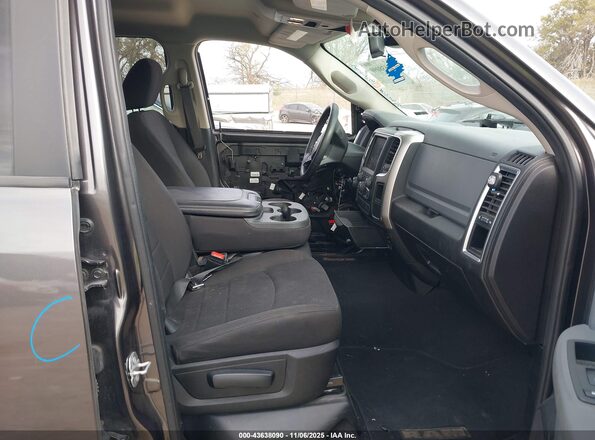 1C6RR7GG0LS108126 2020 RAM 1500 CLASSIC Gray Սալոնի դիմացի տեսք
