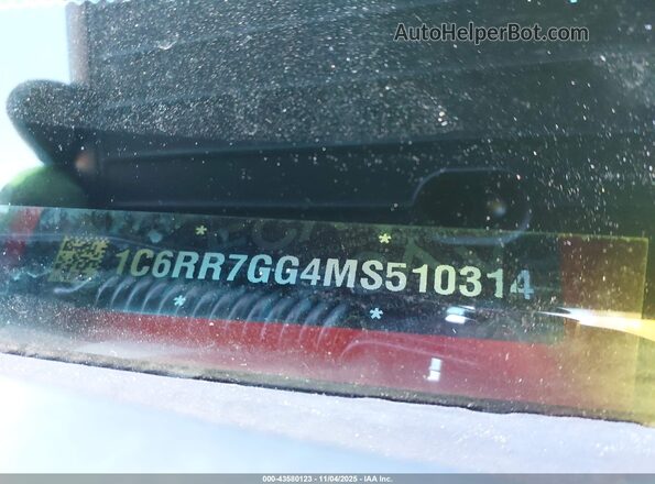1C6RR7GG4MS510314 2021 RAM 1500 CLASSIC Red Widok komory silnika