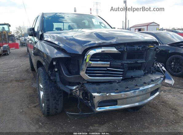 1C6RR7LG9JS129415 2018 RAM 1500 Gray Vista frontal